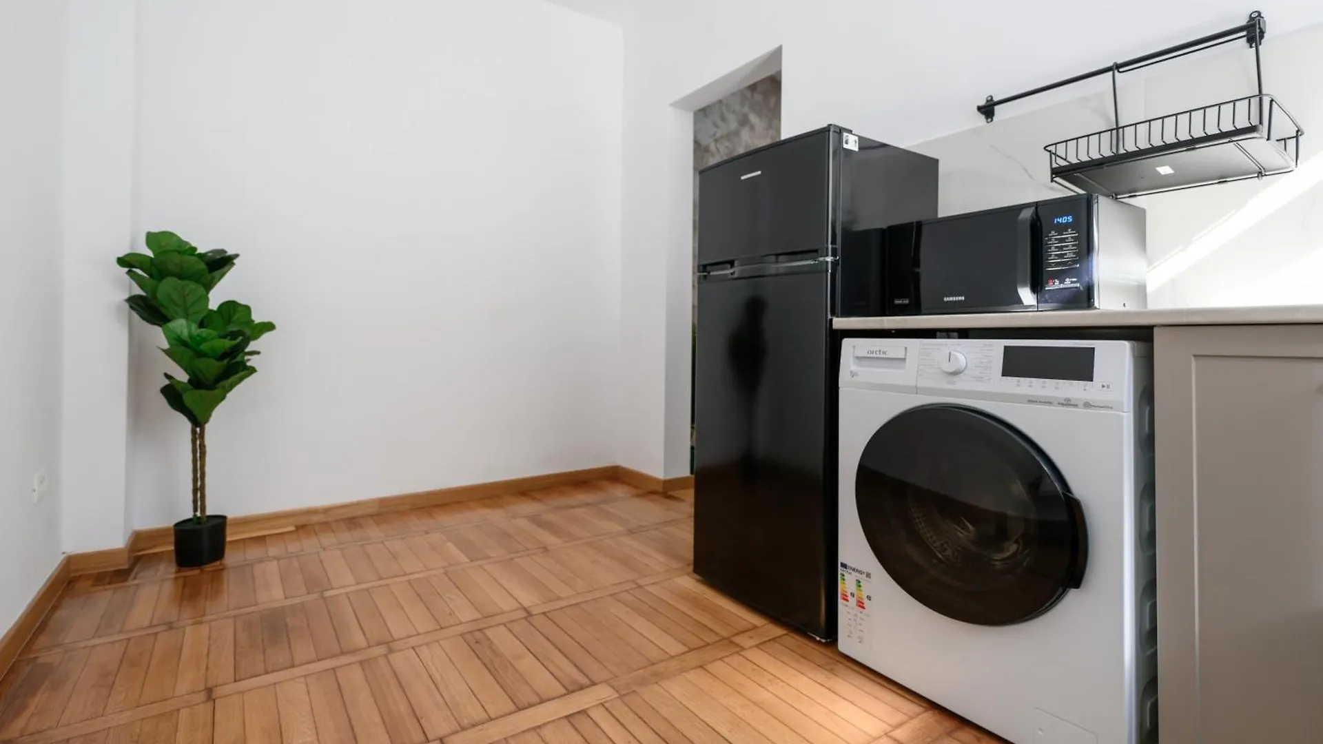 Apartament Dacia Bükreş 0*,  Romanya